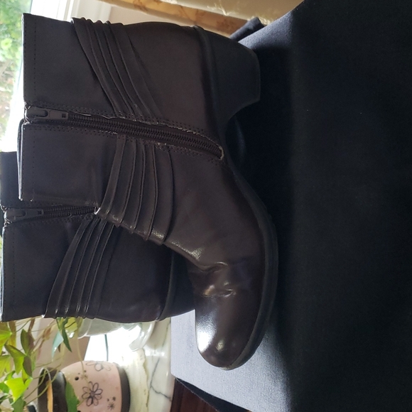 Comfort Plus Brown Ankle Boots - Picture 6 of 6